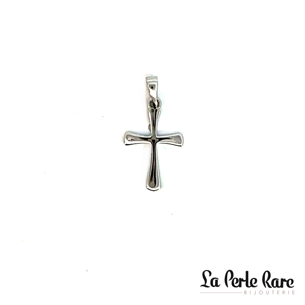 Pendentif croix, or blanc 10 carats