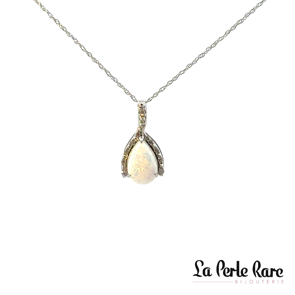 Pendentif or blanc 10 carats, opale, 8 points de diamants total - LPR-2521 - Exclusivités