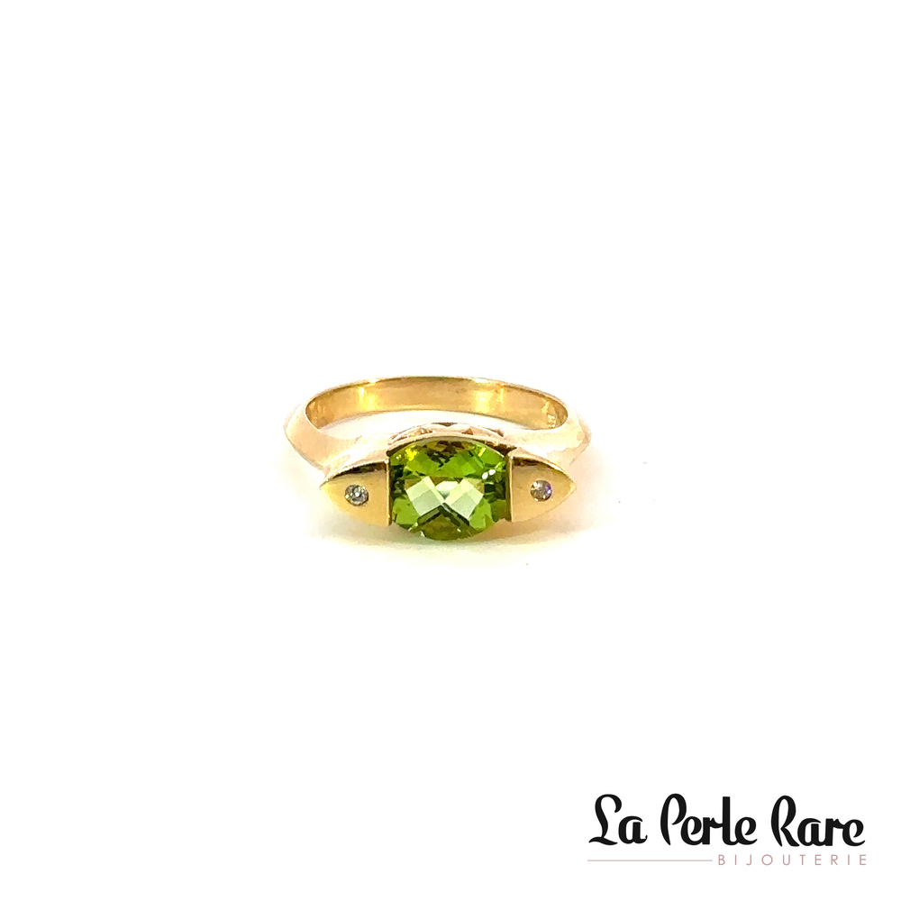 Bague or jaune peridot et 2 pts dia - EGR466 - Exclusivités