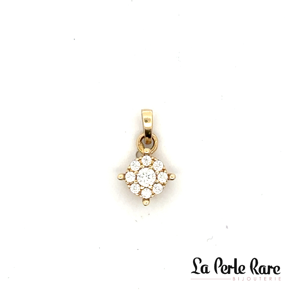 Pendentif or jaune 10 carats, zircons incolores