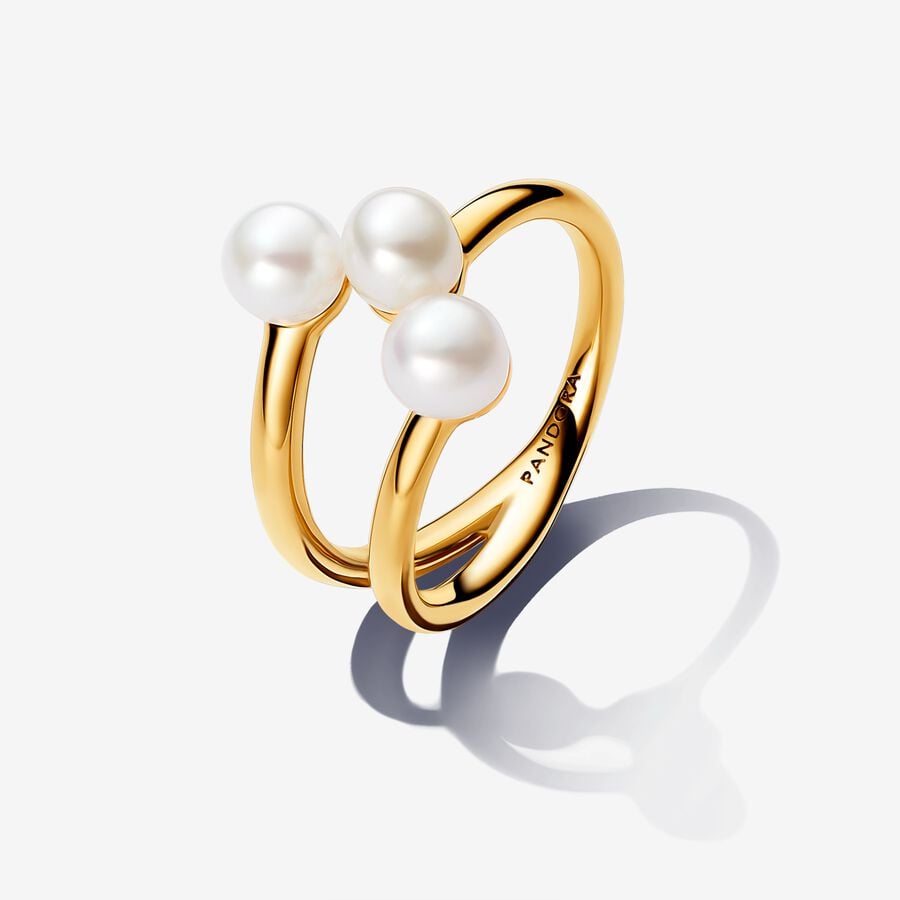 Ring, unique metals plated in 14-karat gold, freshwater pearls