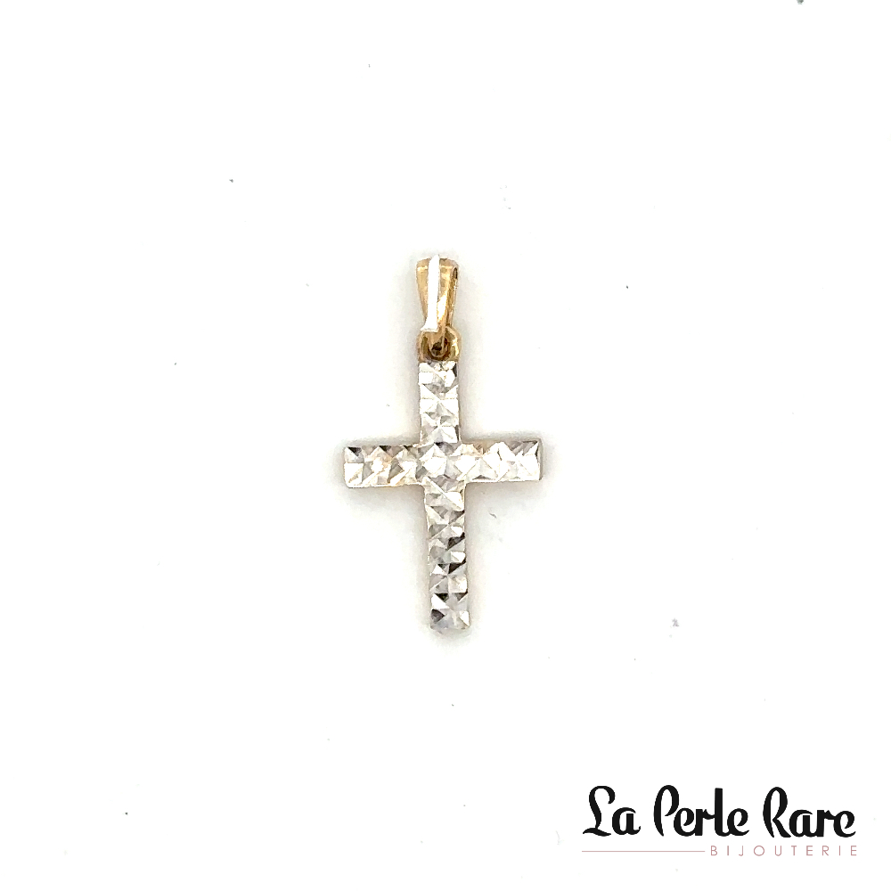 Pendentif croix texturé, or 2 tons (jaune/blanc) 10 carats