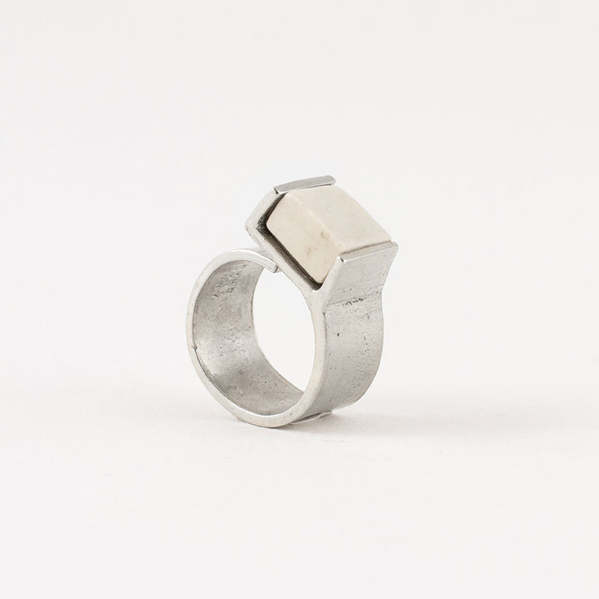 Adjustable tin and ceramic ring - BELLA-CERAMIQUE - Anne-marie Chagnon