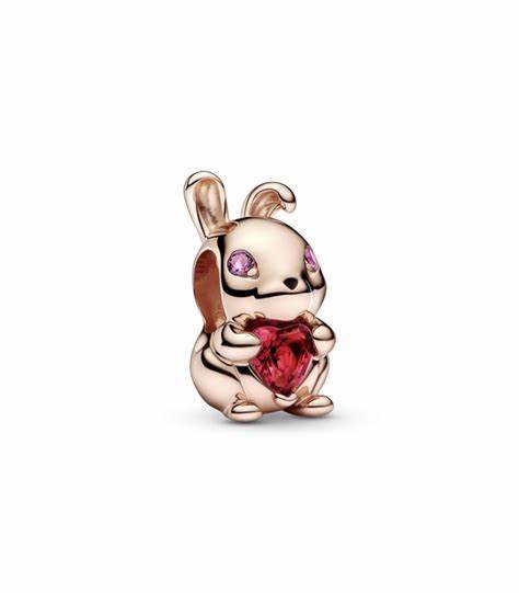 Bille lapin, émail noir, cristaux rouges, roses, pandora rose. - 782471C01 - Pandora