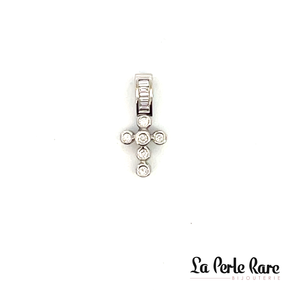 Pendentif or blanc croix 20 pts dia