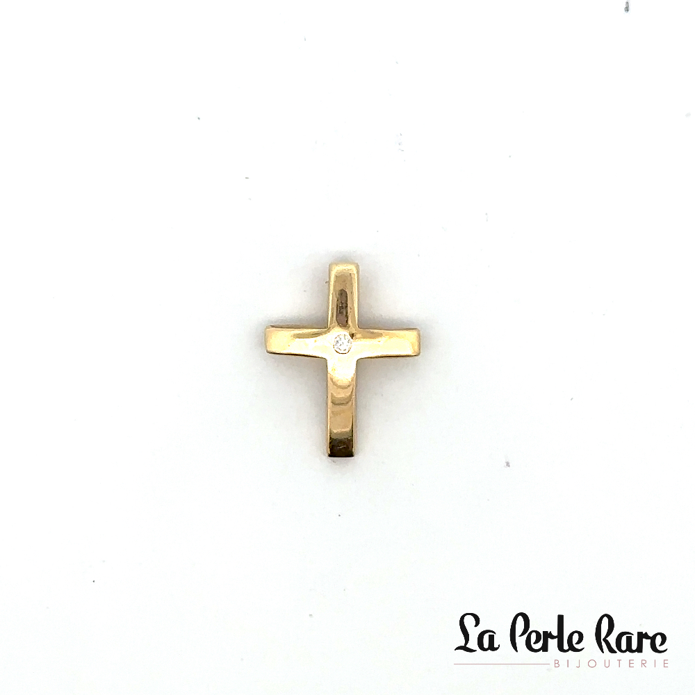 Pendentif croix, or jaune 10 carats, zircon incolore