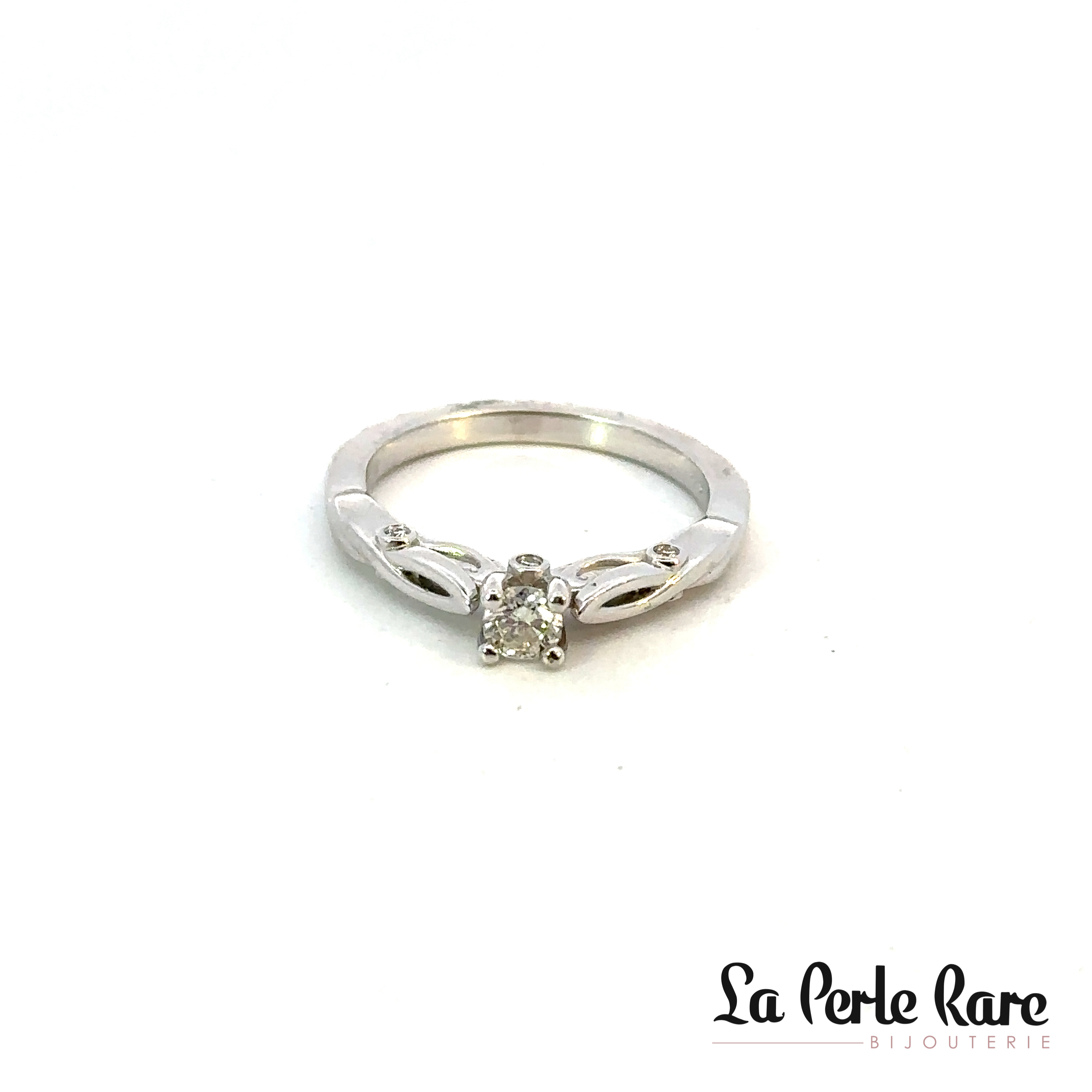 White gold solitaire with a 24-point diamond - BG-123705-616 - Exclusivity