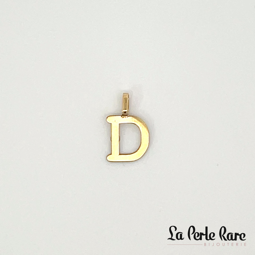 Pendentif lettre d, or jaune