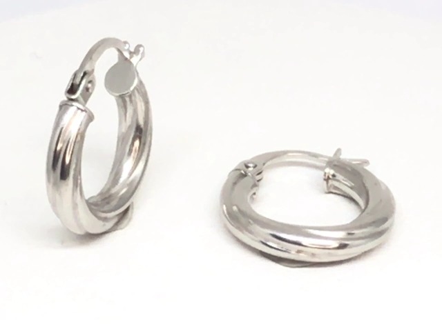 14 kt twisted white gold hoop earrings