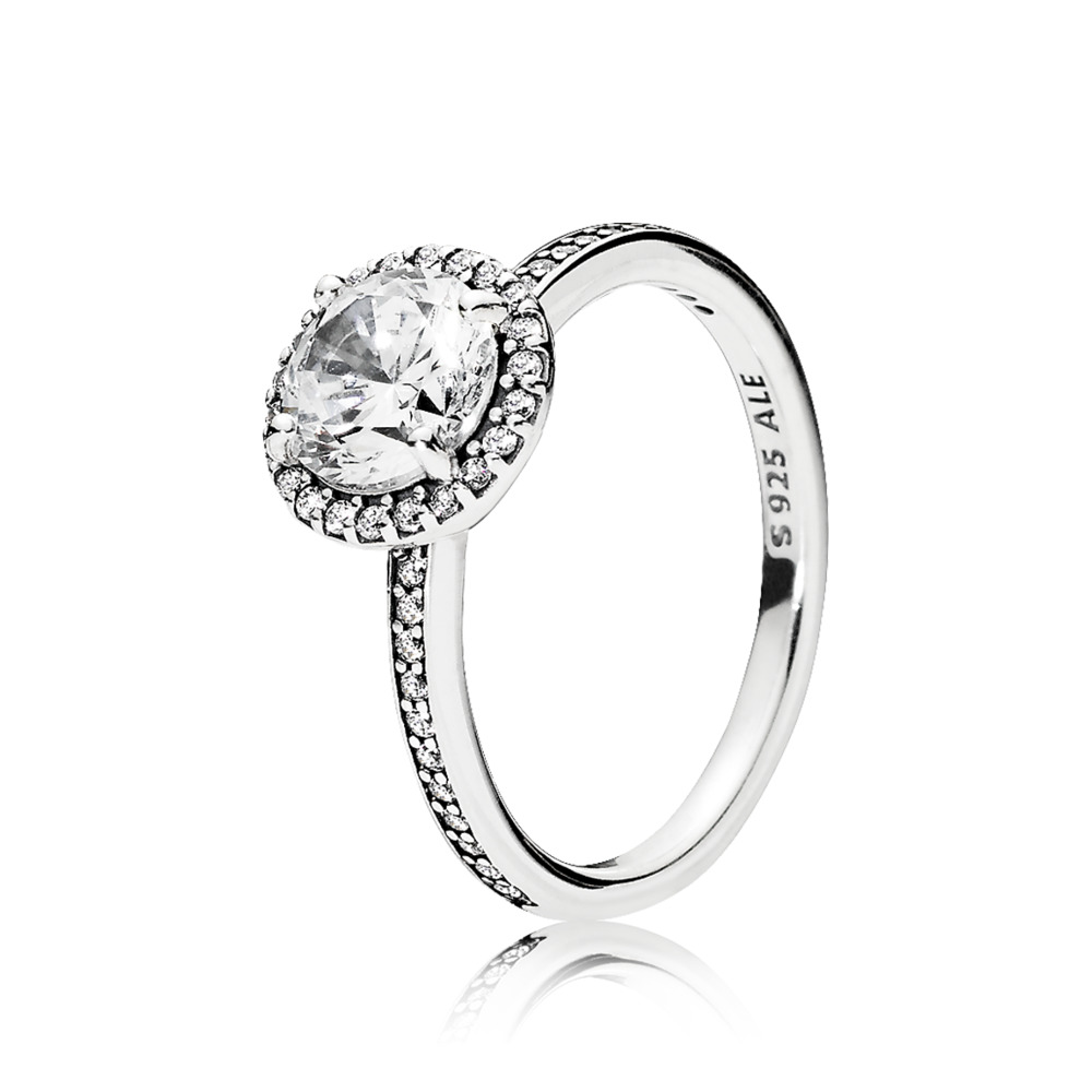 Classic elegance ring, colorless cz