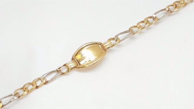 6.75 in, 2-tone bracelet with plate - 748 - Exclusivity